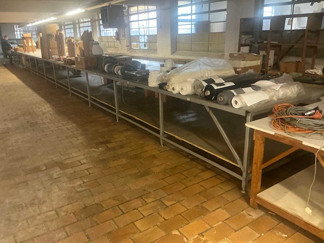 Grote blaas werktafel - afbeelding 2 van  8