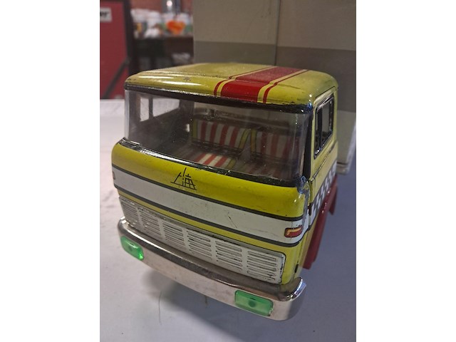 Grote blikken vrachtwagen l 340 mm b 100 mm h 150 mm - afbeelding 1 van  11