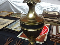 Grote bronzen lamp hoogte 93 cm - afbeelding 2 van  2