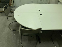 Grote bureaus, bureaustoel, printer en kasten - afbeelding 3 van  30