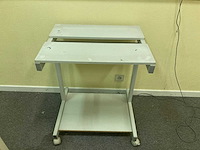 Grote bureaus, bureaustoel, printer en kasten - afbeelding 28 van  30