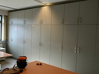 Grote bureelwandkast - afbeelding 1 van  4