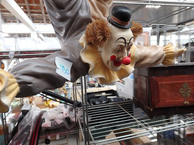 Grote clown getekend - afbeelding 1 van  2