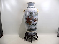 Grote decoratieve vaas - afbeelding 1 van  7