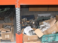 Grote diverse partij bevestigingsmaterialen wo. montagebeugels voor zonnepanelen - afbeelding 3 van  9