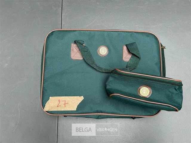 Grote en kleine tas - afbeelding 1 van  1