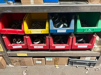 Grote hoeveelheid bouten en moeren inox - afbeelding 13 van  15