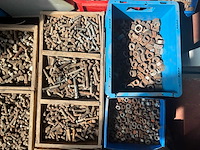 Grote hoeveelheid bouten en vijzen - afbeelding 9 van  10
