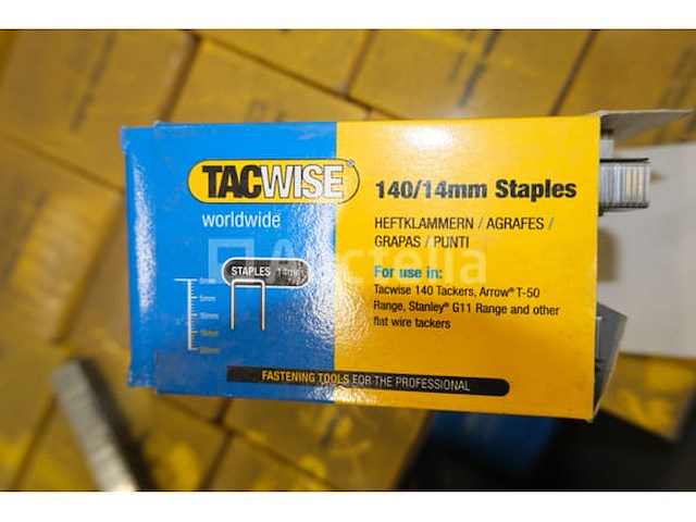 Grote hoeveelheid gereedschapsnieten - afbeelding 2 van  4