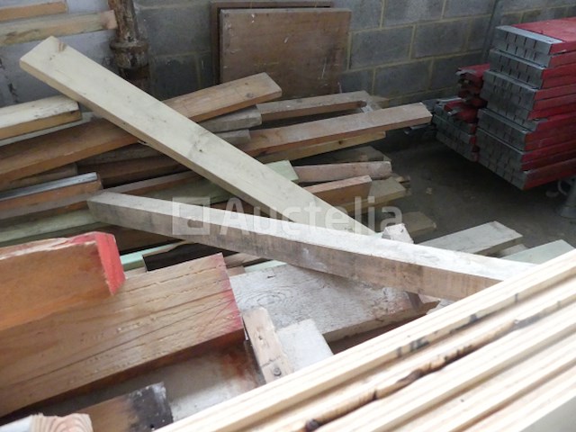 Grote hoeveelheid hout en panelen - afbeelding 6 van  13