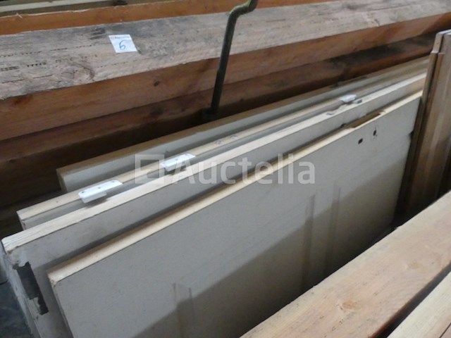 Grote hoeveelheid hout en panelen - afbeelding 8 van  13