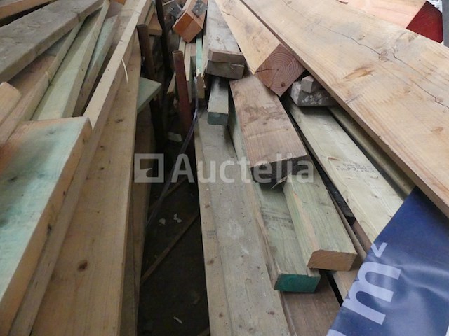 Grote hoeveelheid hout en panelen - afbeelding 11 van  13
