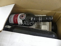 Grote hoeveelheid wijn - afbeelding 18 van  20