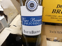 Grote hoeveelheid wijn - afbeelding 9 van  10