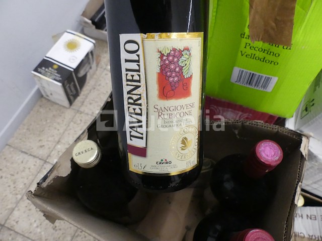 Grote hoeveelheid wijnen - afbeelding 9 van  17