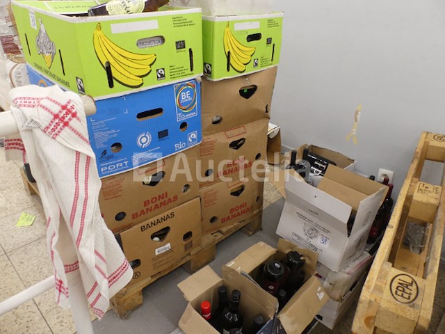 Grote hoeveelheid wijnen - afbeelding 10 van  17