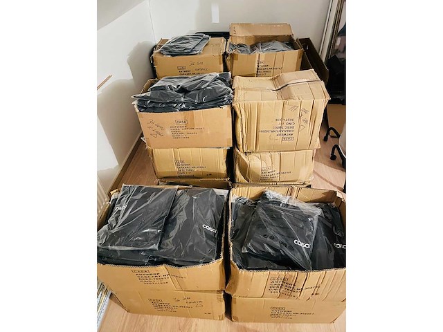 Grote inhoud t-shirts - pull over - afbeelding 1 van  10