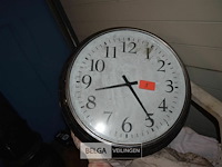 Grote klok - afbeelding 1 van  2