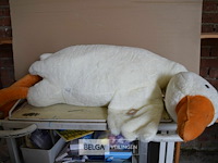 Grote knuffel eend - afbeelding 1 van  2