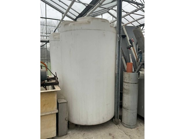 Grote kunststoffen vaten (2x) - afbeelding 6 van  7