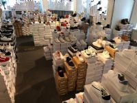 Grote magazijnverkoop 3000 schoenen - dames, kids, bottines