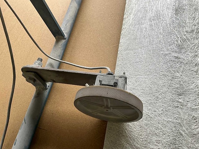 Grote meet/snijtafel - afbeelding 5 van  10