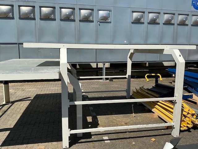 Grote metalen constructies (2x) - afbeelding 2 van  8