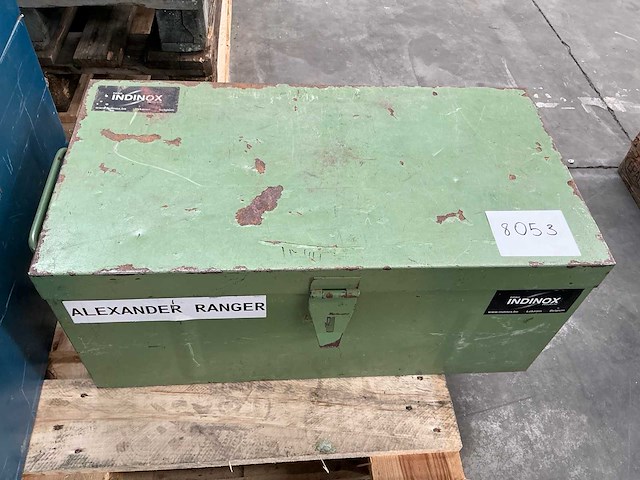 Grote metalen gereedschaps/opbergkoffer met inhoud - afbeelding 3 van  3
