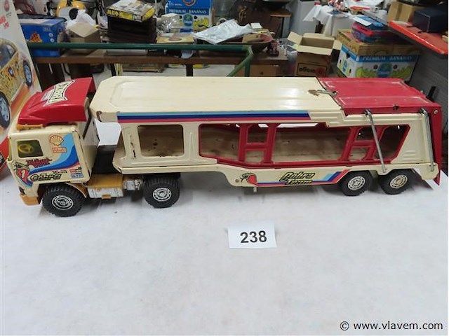 Grote metalen truck - afbeelding 1 van  3