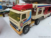 Grote metalen truck - afbeelding 2 van  3