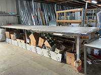 Grote metalen werktafel - afbeelding 1 van  3