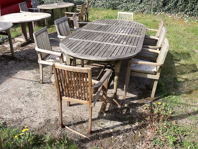 Grote ovalen tafel - afbeelding 2 van  7