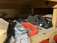 Grote partij aannemersmateriaal - afbeelding 16 van  31