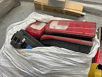 Grote partij achterlicht armaturen - afbeelding 3 van  3
