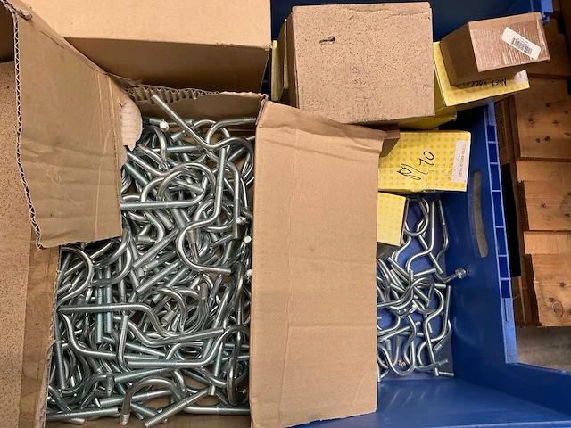 Grote partij afrasteringsmaterialen - afbeelding 24 van  31