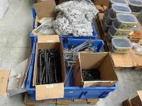 Grote partij afrasteringsmaterialen - afbeelding 8 van  31