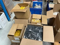 Grote partij afrasteringsmaterialen - afbeelding 16 van  31
