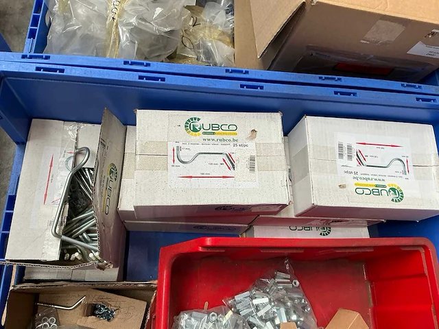Grote partij afrasteringsmaterialen - afbeelding 21 van  31