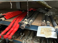 Grote partij agro machineonderdelen - afbeelding 3 van  7