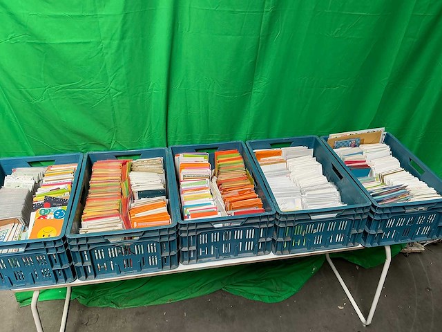 Grote partij ansichtkaarten - afbeelding 1 van  7