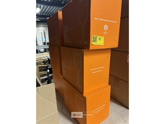 Grote partij aperolglazen - afbeelding 1 van  4