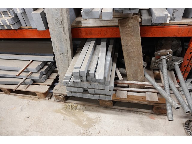 Grote partij arduin - afbeelding 2 van  6