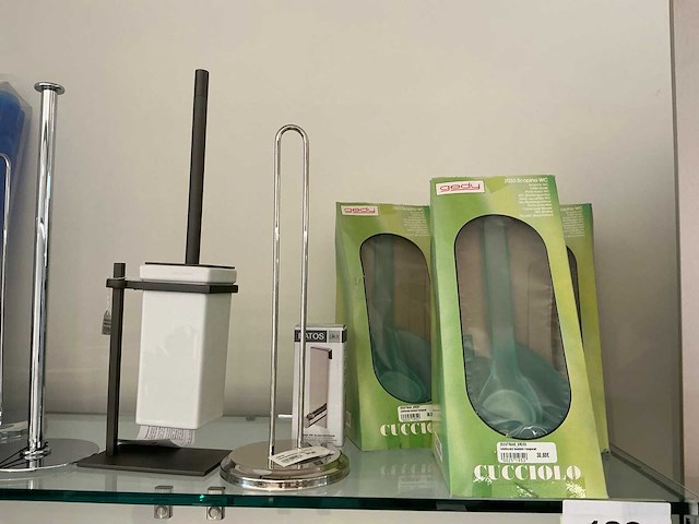Grote partij badaccessoires - afbeelding 4 van  19