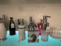Grote partij badaccessoires - afbeelding 6 van  19
