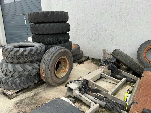 Grote partij banden - afbeelding 2 van  6