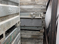 Grote partij bekisting / doka - afbeelding 9 van  17