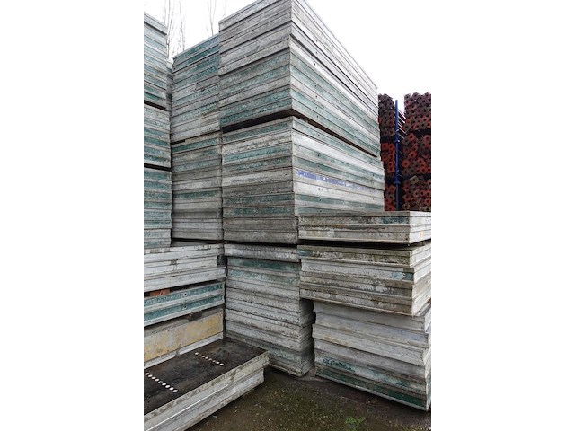 Grote partij bekisting - afbeelding 6 van  11