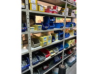 Grote partij bevestigingsmateriaal - afbeelding 4 van  65