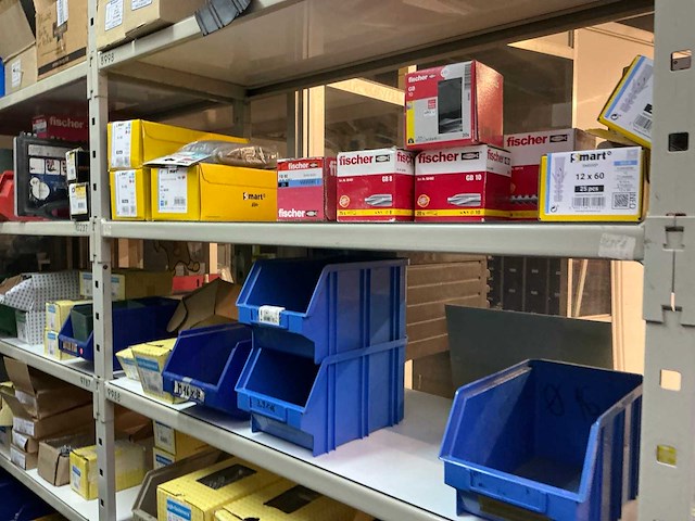 Grote partij bevestigingsmateriaal - afbeelding 9 van  65