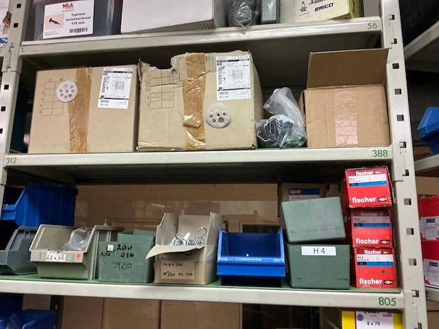 Grote partij bevestigingsmateriaal - afbeelding 18 van  65